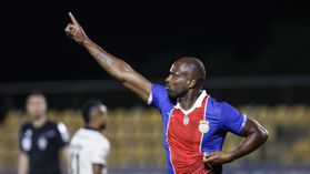 Liga 2: Alverca não falha e festeja a subida 21 anos depois!