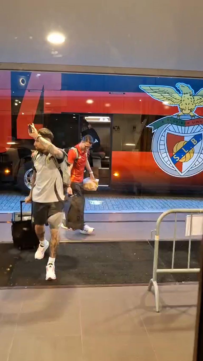 VÍDEO: a chegada dos jogadores do Benfica a Braga