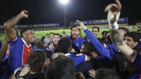 Alverca: Fernando Varela disponível para continuar e 3.ª subida consecutiva para David Bruno