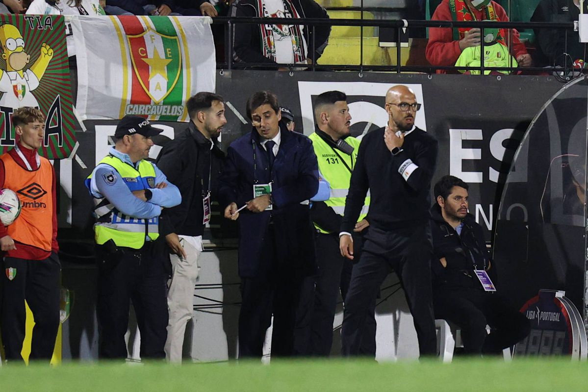 «O José Faria veio viver para um quarto em frente ao estádio, mas isso não é interessante»