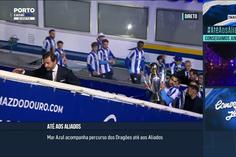 O desembarque dos campeões num mar de fogo na Ribeira