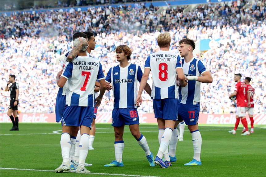 Jogadores do FC Porto celebram o golo - Foto: Catarina Morais/Kapta+