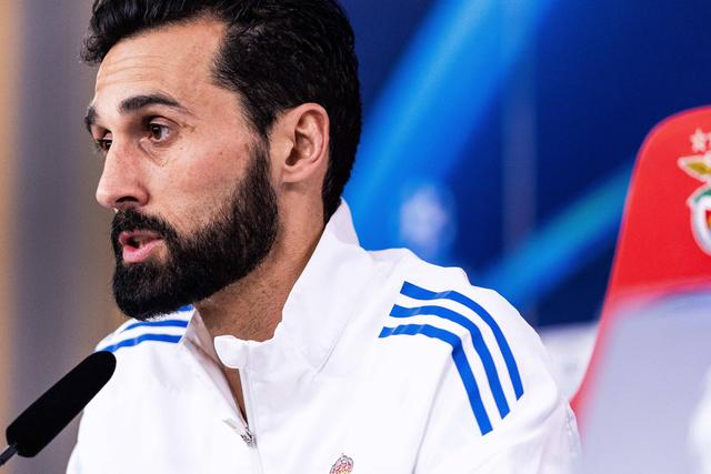 Arbeloa abre a porta a Mourinho: «Se voltar ao Real Madrid, ficarei muito feliz»