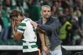 O abraço de Rui Borges a Morita em lágrimas - Foto: António Pedro Santos/LUSA