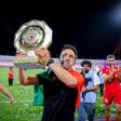 Nandinho com o troféu de campeão (DR)