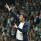 César Peixoto muito interventivo nas indicações à equipa em Alvalade - Foto: António Pedro Santos/Lusa