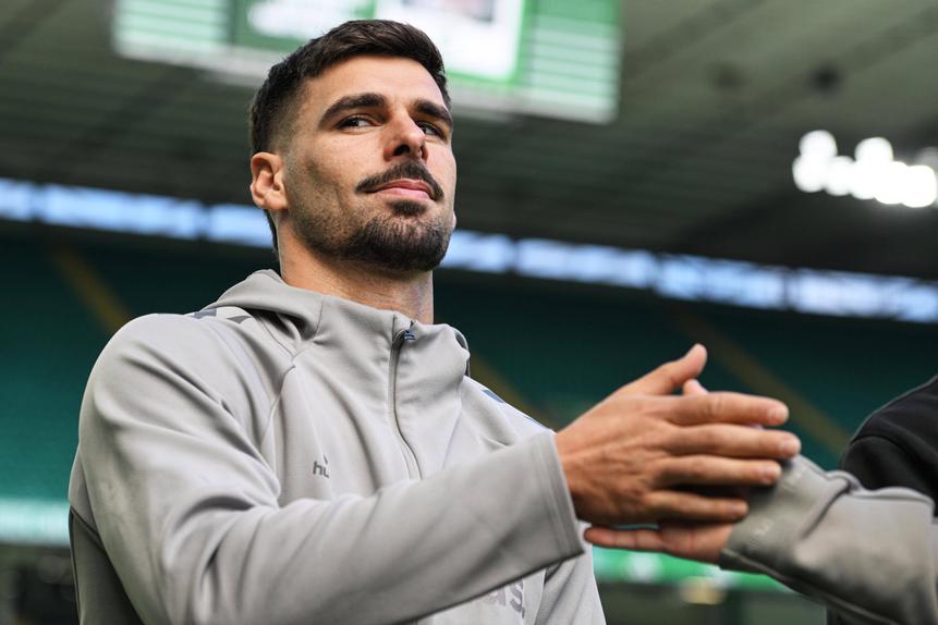 Cláudio Braga foi eleito o melhor jogador do campeonato escocês, na temporada passada