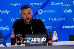 Farioli destaca papel de Cláudio Ramos e João Costa