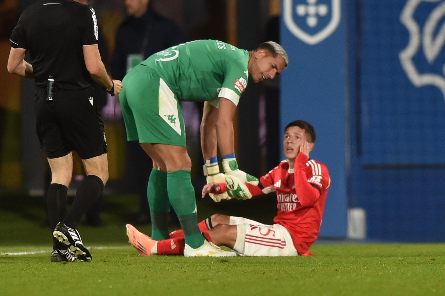 Joel Robles com Prestianni - Foto: Miguel Nunes