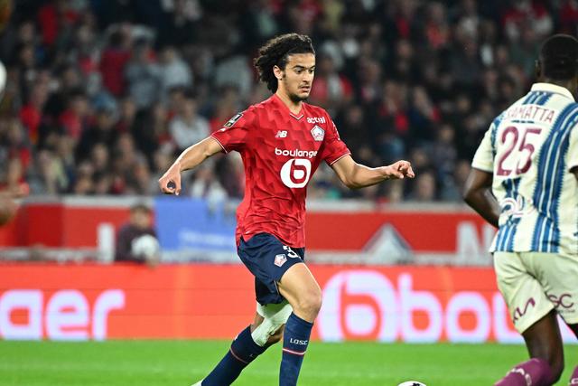 Ayyoub Bouaddi, jovem médio de 18 anos do Lille