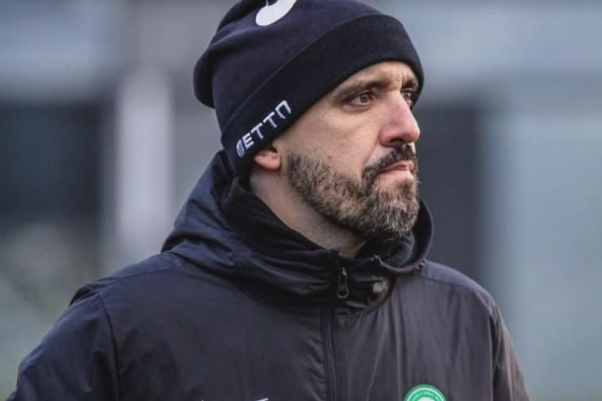 Gonçalo Alves, treinador português do Metta feminino - Foto: @goncalojtalves