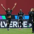 Jogadores do Estrela da Amadora festejam golo que valeu a permanência direta na Liga - Foto: HUGO DELGADO/LUSA