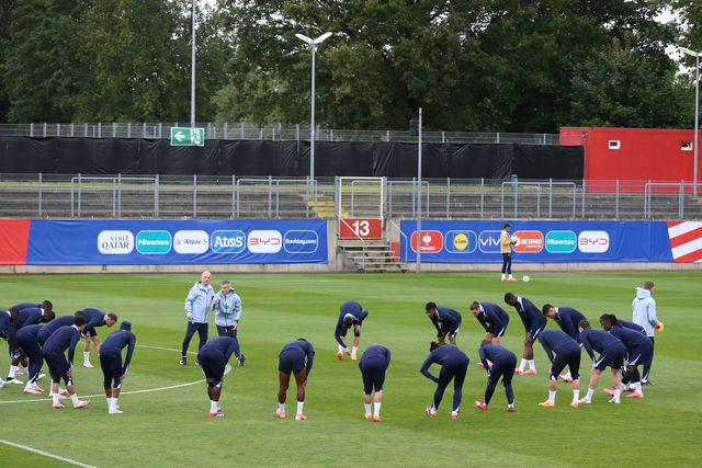 Hoje pode ver em direto na TV...