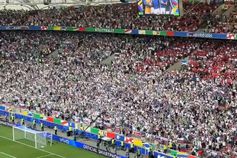 Que festa fizeram os eslovenos com o empate