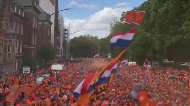 Impressionante onda humana de apoio aos Países Baixos