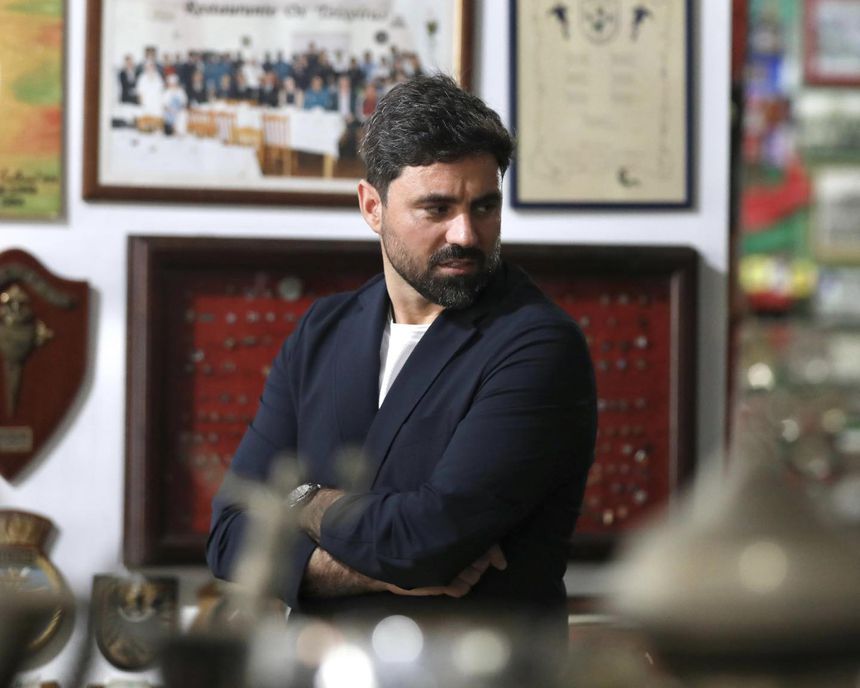 Vítor Matos apresentado no Marítimo (Foto: Marítimo)