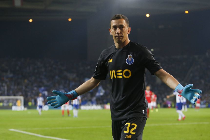 Ex-FC Porto Marchesín com a camisola do FC Porto