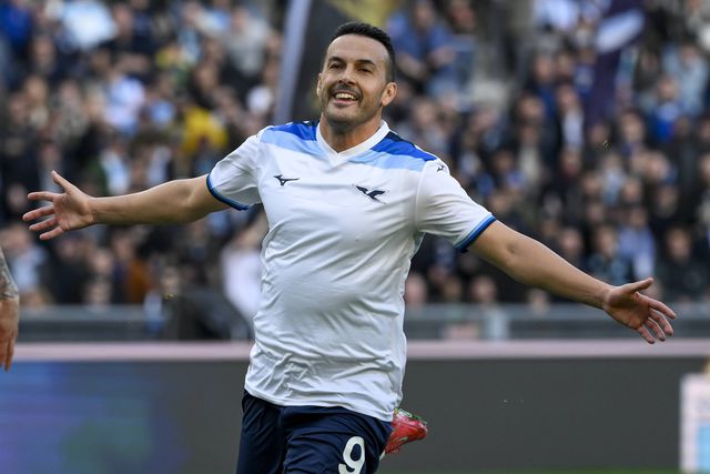 Pedro renova e entra no 'top' 10 dos mais velhos ao alto nível (incluindo CR7)