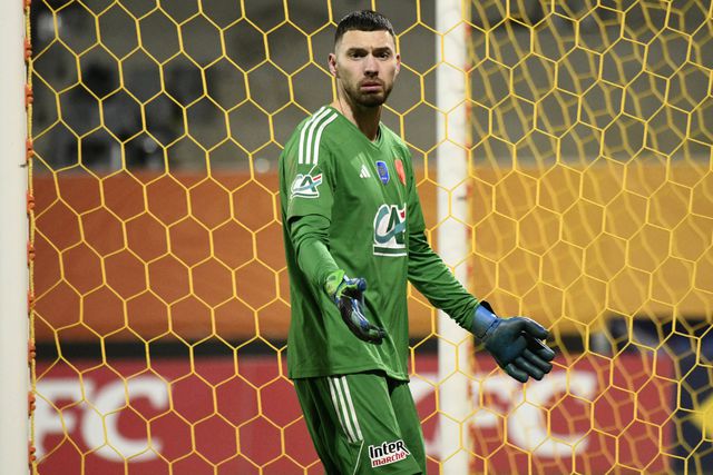 Mercado: Portimonense assegura antigo suplente de Buffon