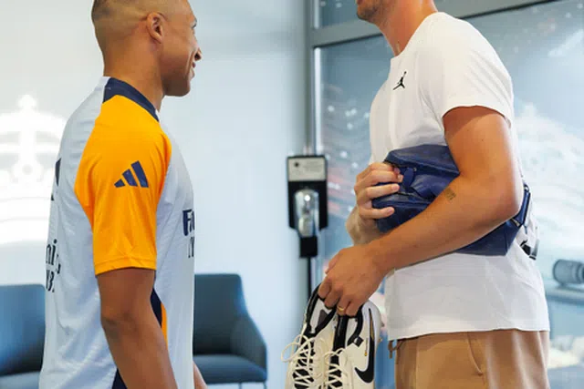 As primeiras imagens de Mbappé no Real Madrid (fotogaleria)