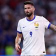 Federação francesa vai homenagear Giroud