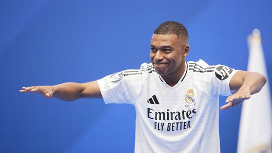 Real Madrid convoca Mbappé para a Supertaça Europeia