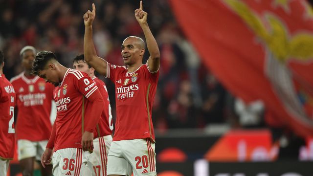 «João Mário já disse 'sim' ao Besiktas, negócio interessa ao Benfica»