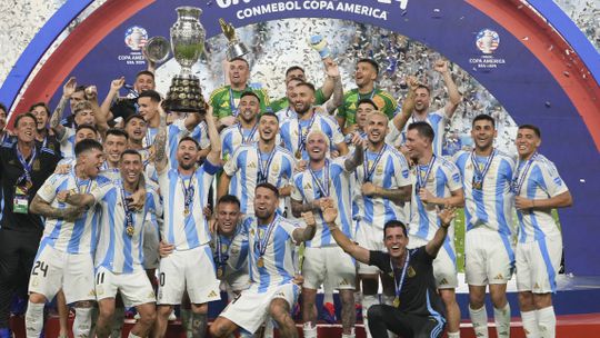 «Patético»: França reage aos cânticos racistas da Argentina e pede ação da FIFA