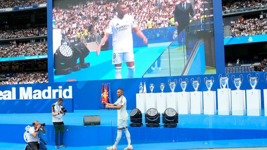 Mbappé apresentado no Real Madrid: «Sou um miúdo muito feliz»