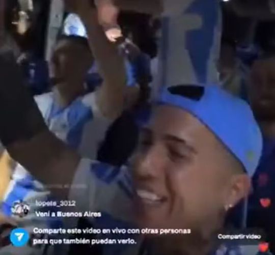 Enzo mostra jogadores argentinos a entoar cântico racista