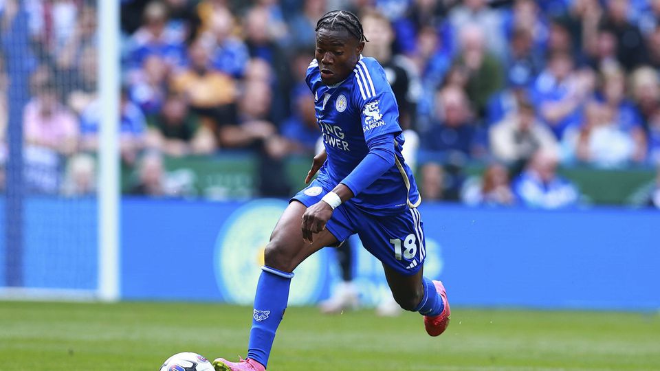 Oficial: Leicester contrata Fatawu ao Sporting