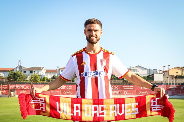 Mercado oficial: Aves SAD reforça-se em Ibiza