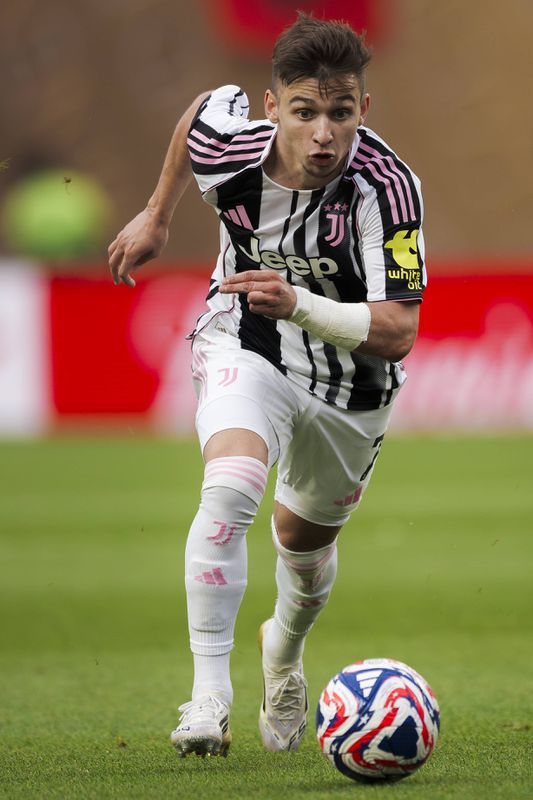 Mercado oficial: FC Porto vende Francisco Conceição à Juventus