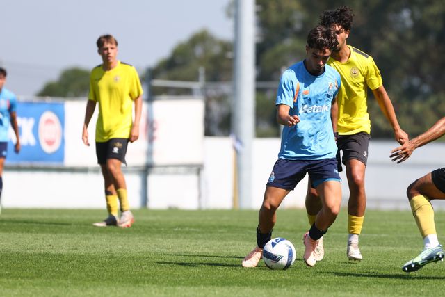 Formação orientada por João Brandão continua a preparar a todo o gás mais uma temporada na Liga 2 (Foto: FC Porto)