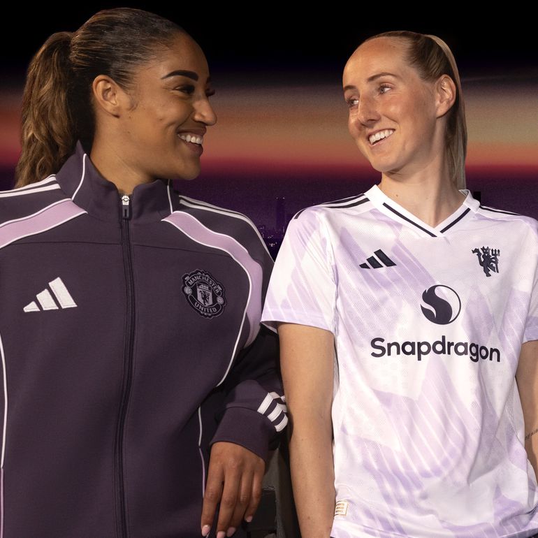 Gabby George e Maya Le Tissier (Manchester United)