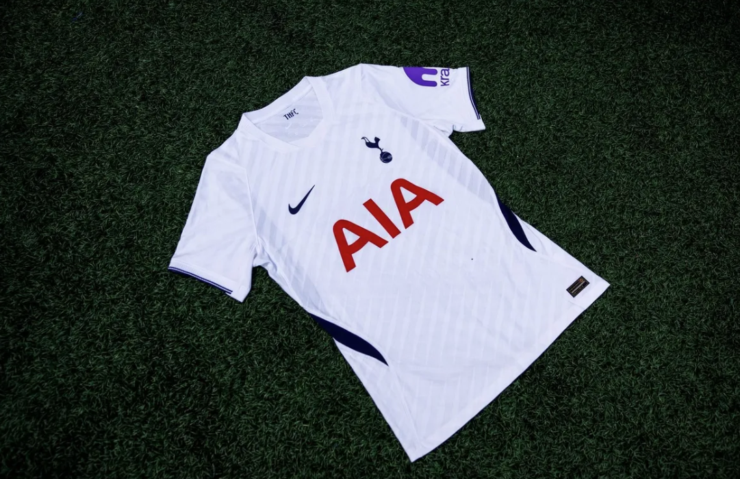 Tottenham (camisola principal)