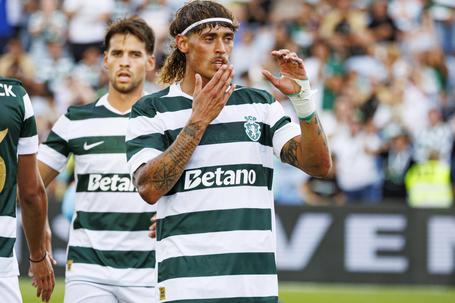 Ricardo Mangas esteve com pé e meio fora mas ganhou nova vida em Alvalade - Foto: IMAGO