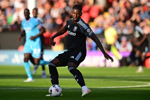 Mercado oficial: Vitória de Guimarães recebe mais uma pérola do Aston Villa