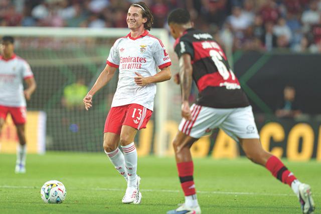 Kaminski esteve em campo 36 minutos contra o Flamengo no Algarve — Foto: IMAGO