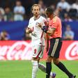 Ex-árbitro da Premier League critica Harry Kane: «Isso irrita os árbitros»