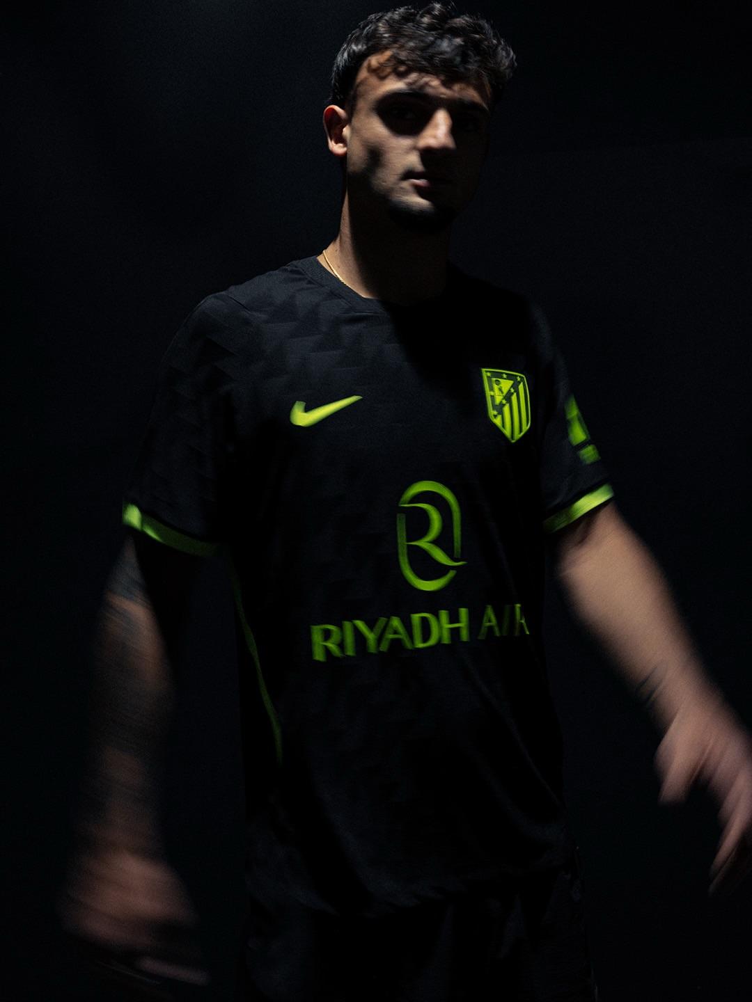 Atlético de Madrid (camisola alternativa)