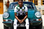 Landerson mostra-se com a nova camisola dos cónegos - Foto: Moreirense