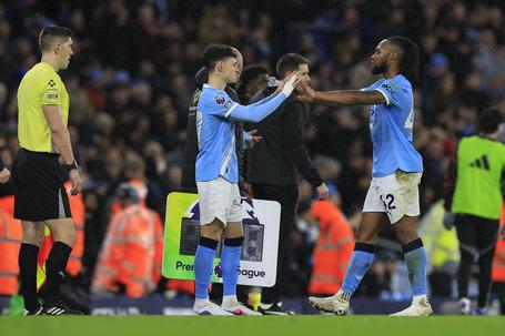 Phil Foden passou a ser um suplente de Semenyo - Foto: IMAGO