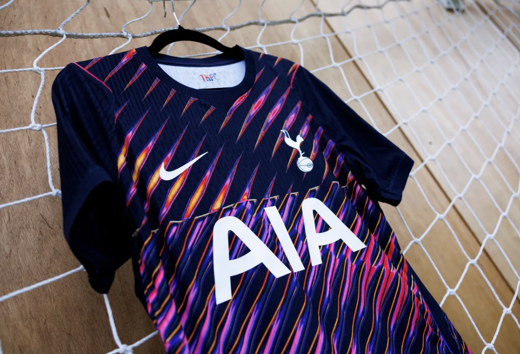 Tottenham (camisola alternativa)
