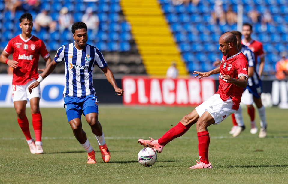 Duarte Gomes analisa a arbitragem do Santa Clara-FC Porto