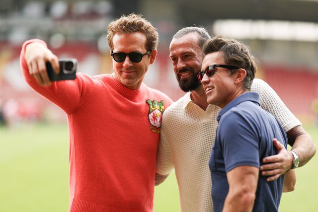 Fotos: Ryan e Rob viram Wrexham sofrer nova derrota