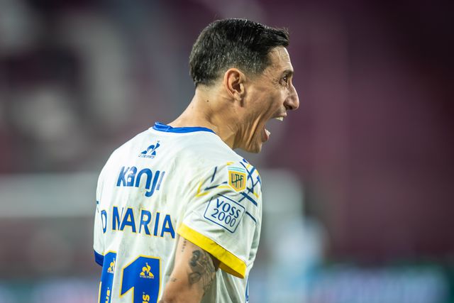 Hoje só dá Trubin... mas já viu o golo de Di María na última noite?