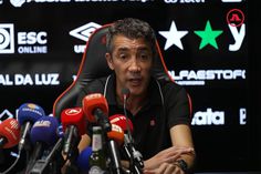 Bruno Lage explica por que Akturkoglu não saiu do banco