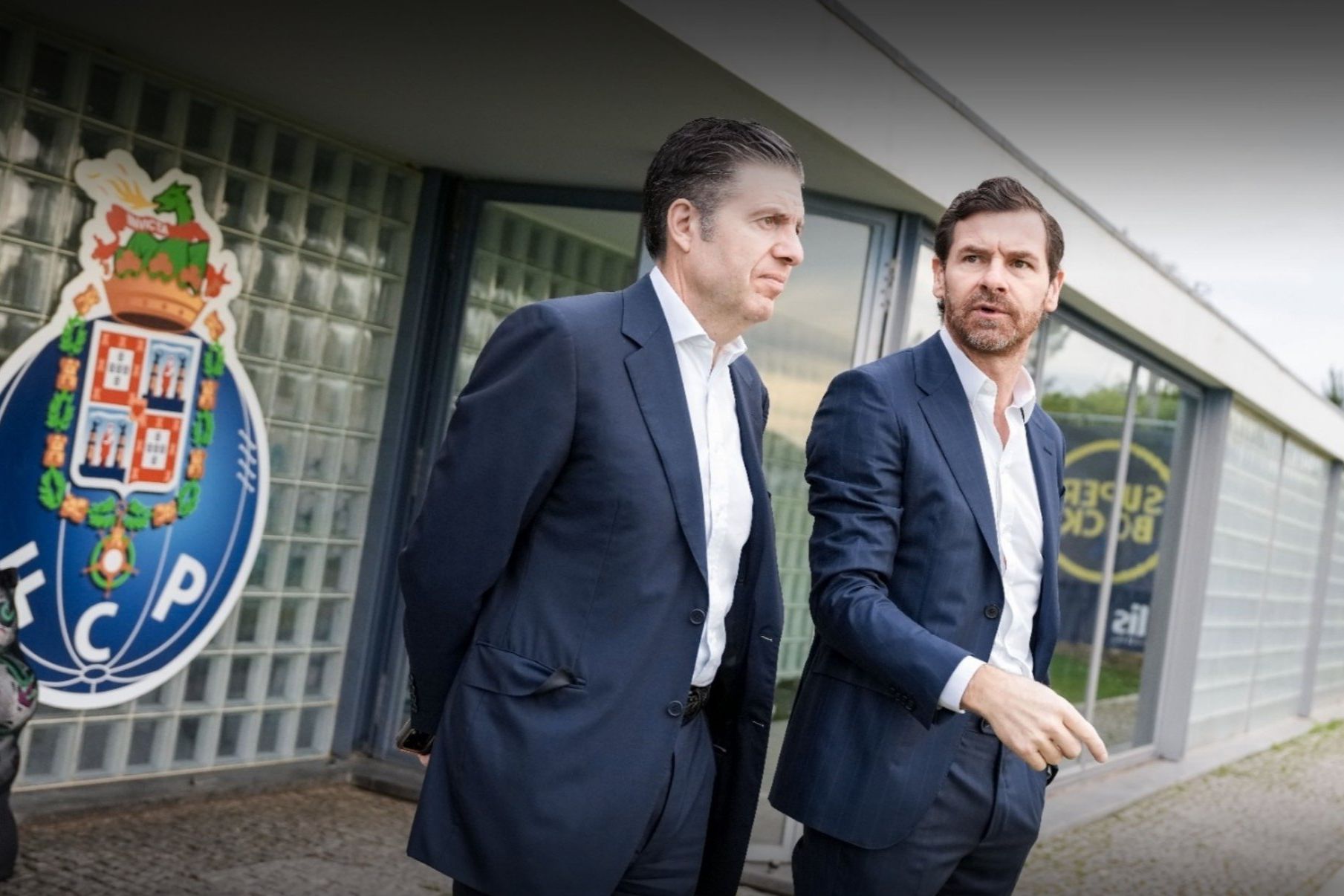 André Villas-Boas e José Pereira da Costa, o homem das contas da SAD - Foto: FC PORTO