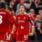 Chiesa festeja golo pelo Liverpool